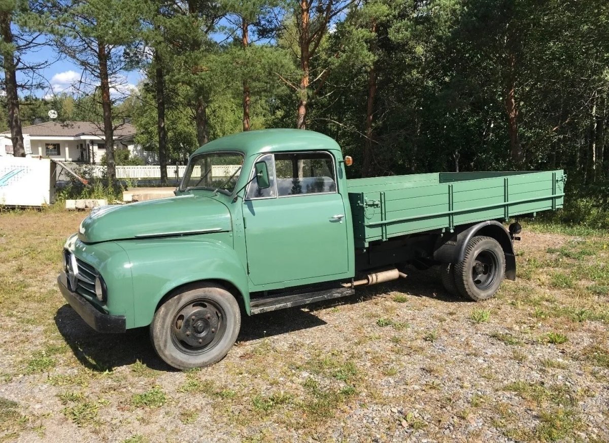 Грузовик Боргвард 3000