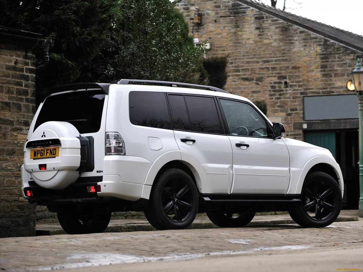 Мицубиси Паджеро 2013