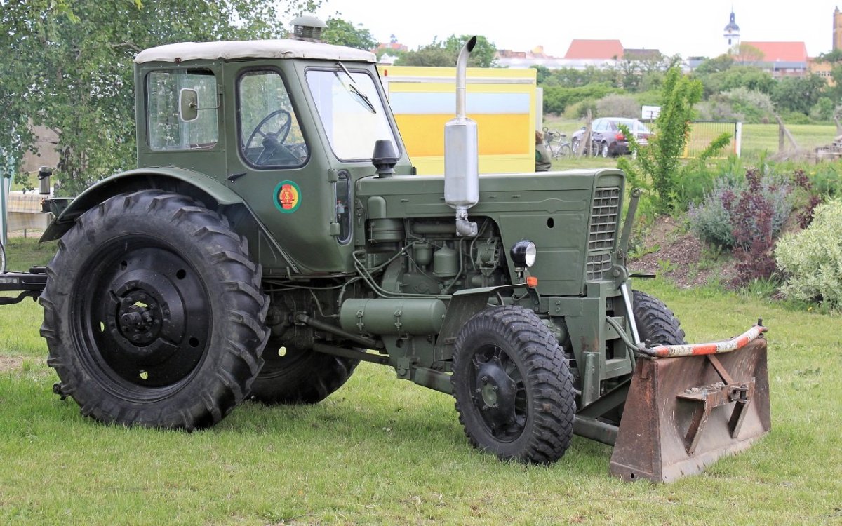 Трактор МТЗ 50 И МТЗ 80