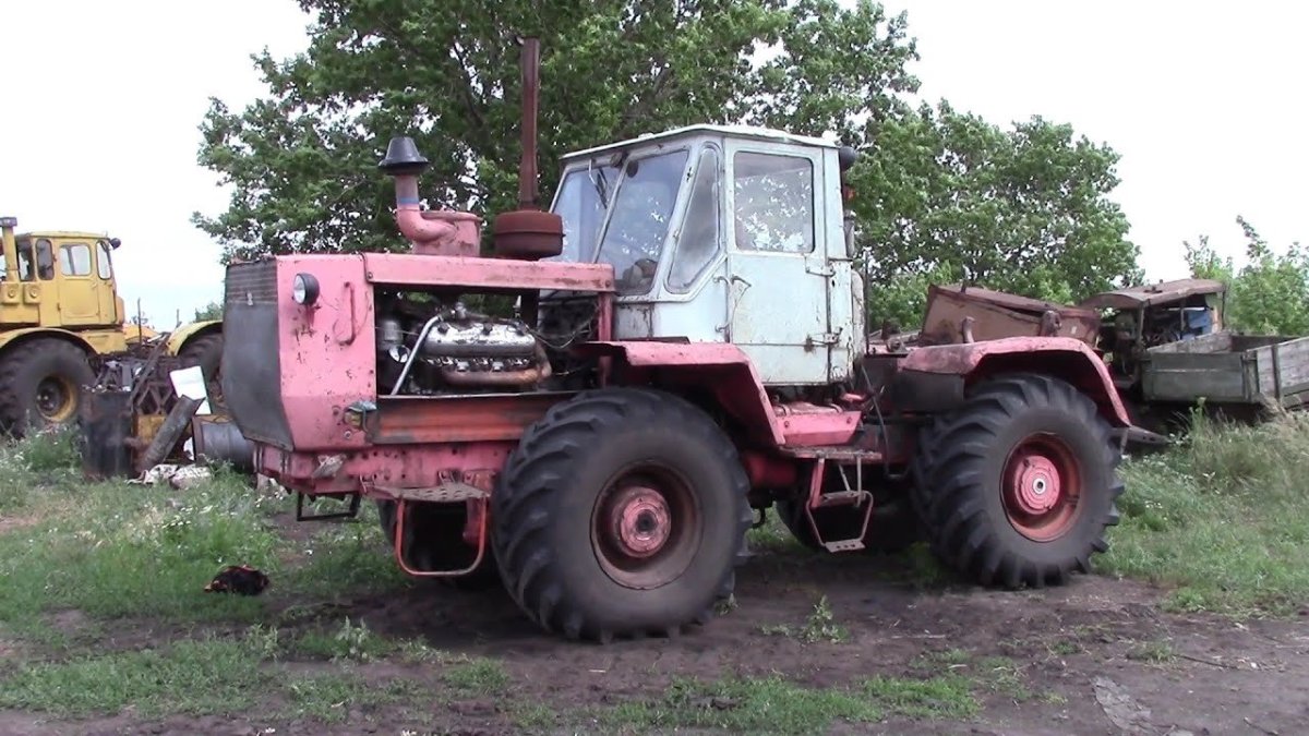 Т-150 трактор колесный