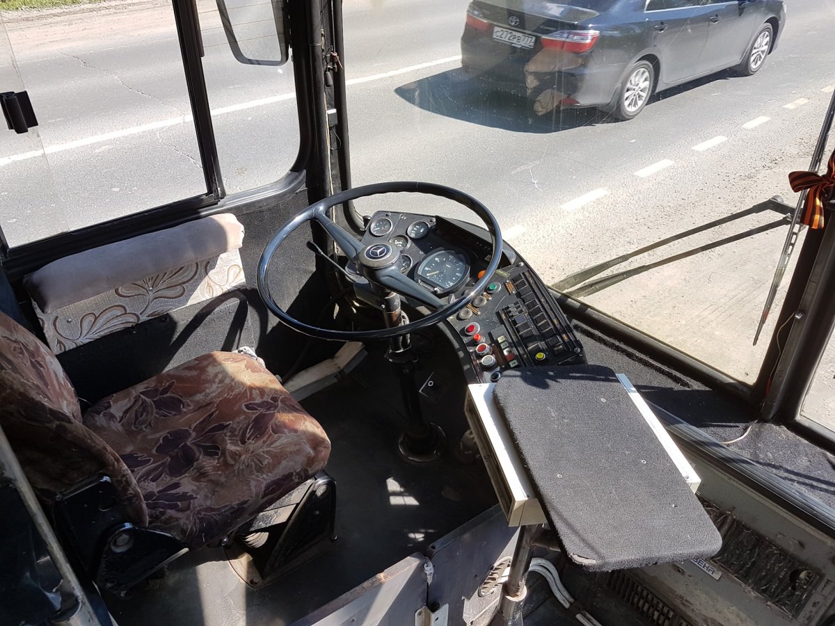 Mercedes Benz o305 салон