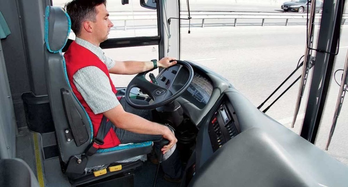 Водитель автобуса