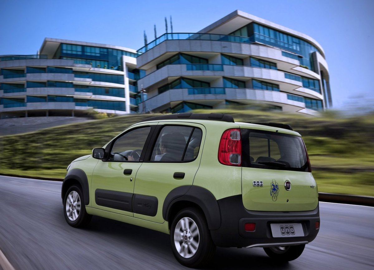 Машина уно Фиат