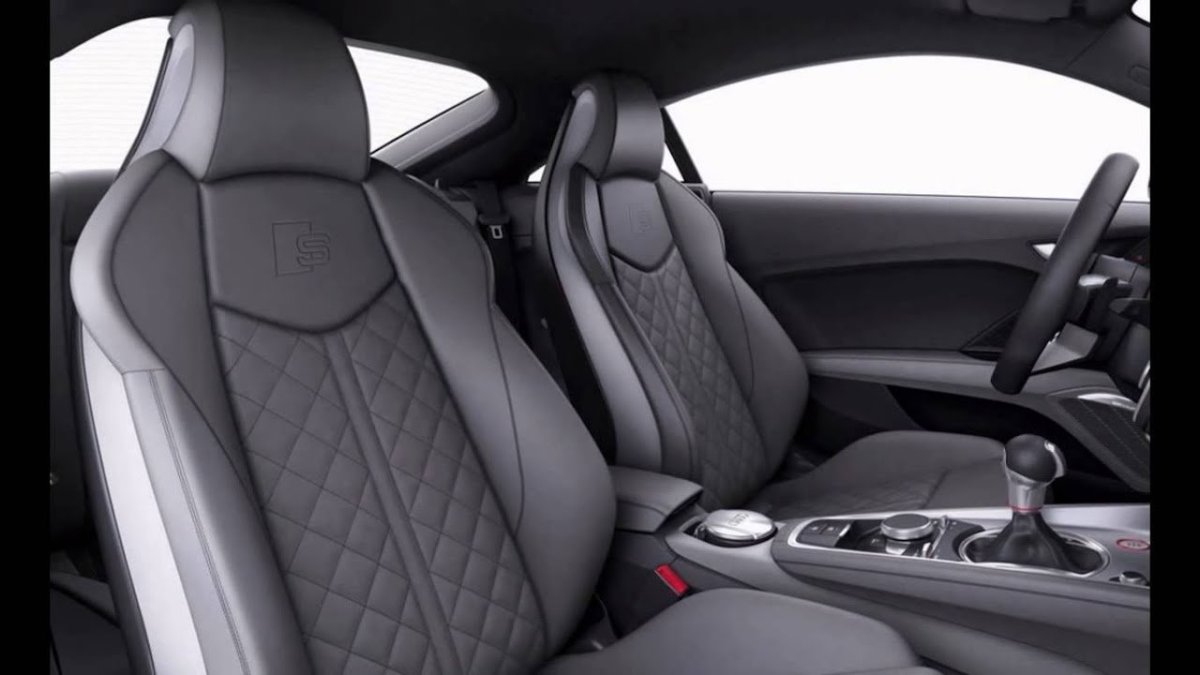 Ауди ТТ 2015 салон