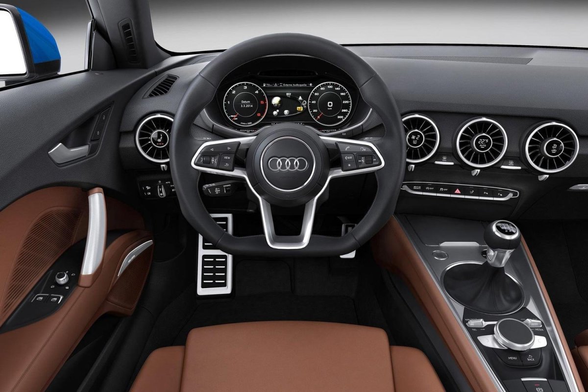 Audi TT 8s Interior