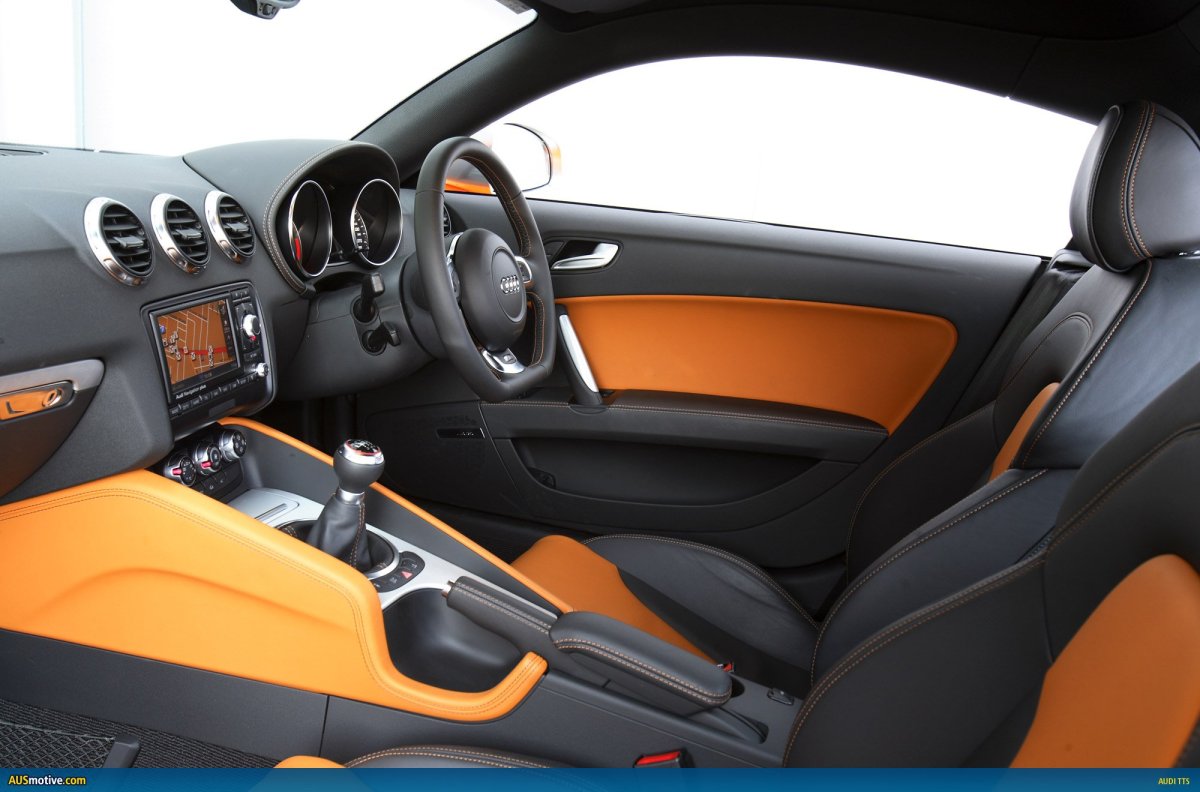 Дверь Ауди ТТ