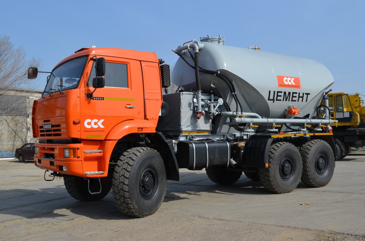 Автоцементовоз КАМАЗ 43118
