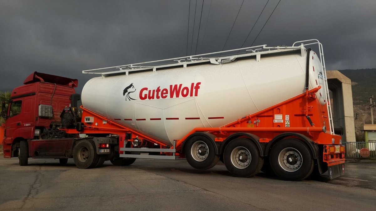 Цементовоз ГУТЕВОЛЬФ