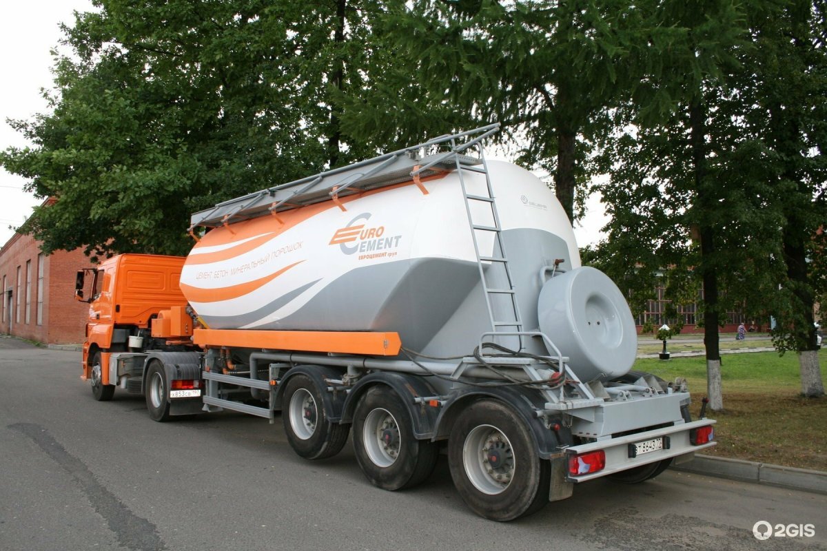 Полуприцеп цементовоз Бецема