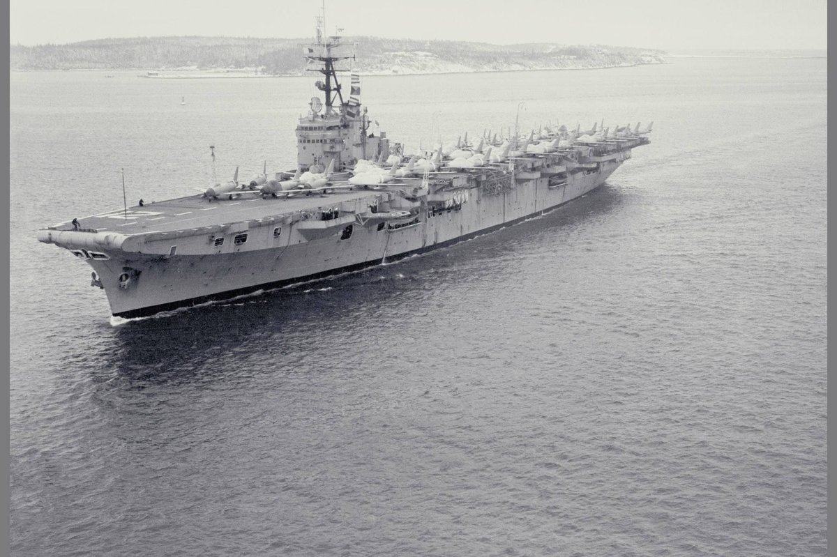 Авианосец Костромитинова