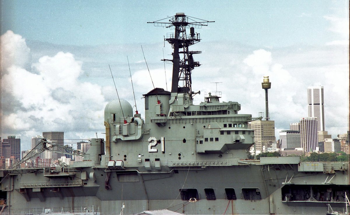 HMS Majestic (Маджестик)