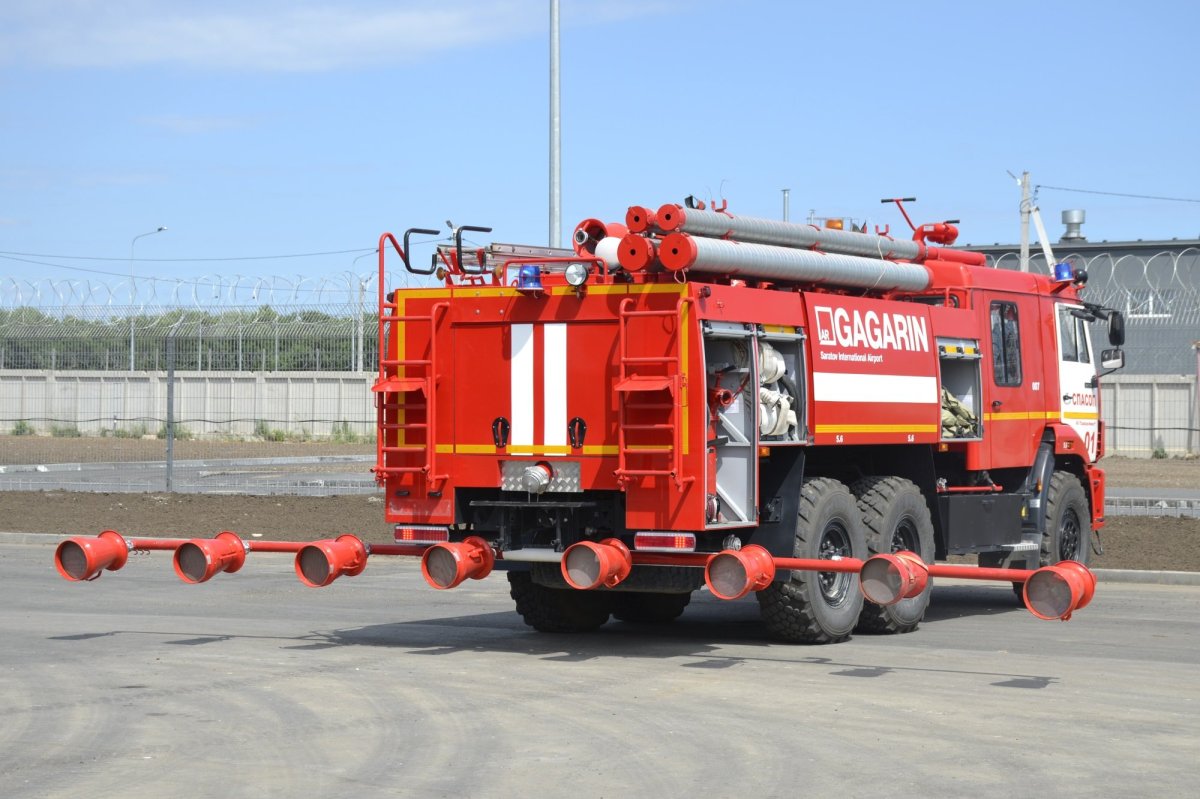 Аэродромный пожарный автомобиль Внуково