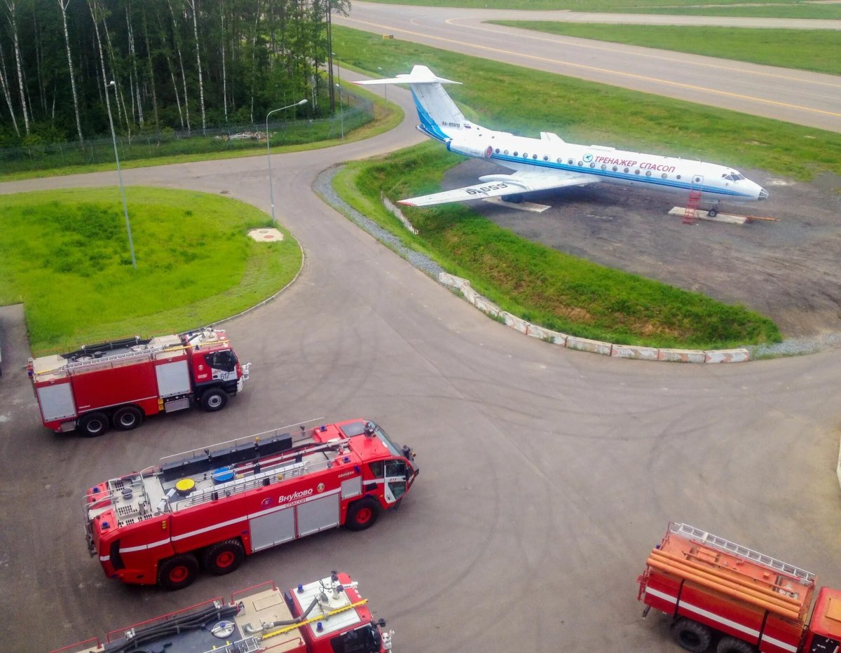 Пожарная машина Внуково СПАСОП