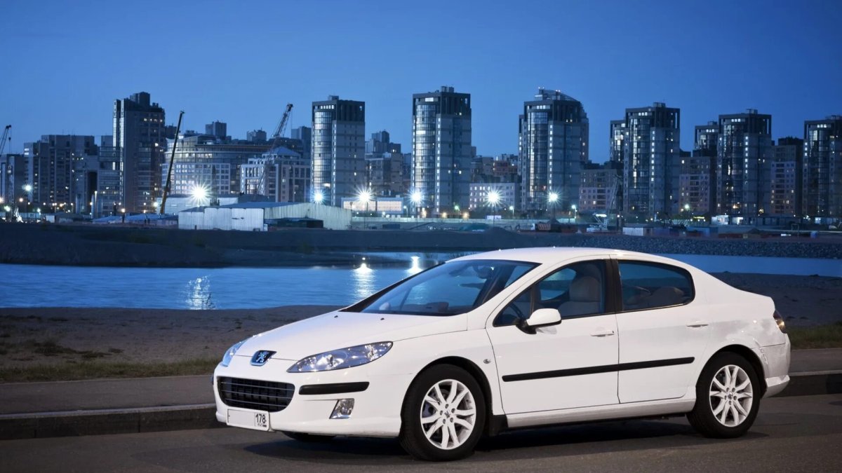 Peugeot 407 белая