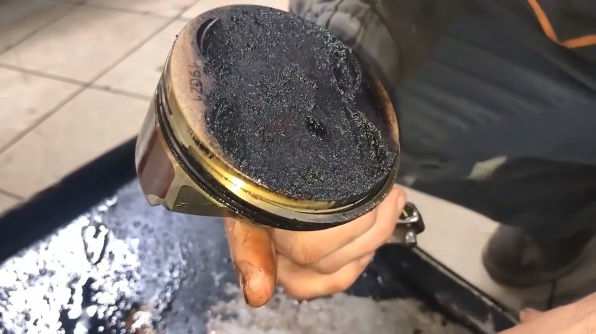 Масложор Лада Веста 1.8