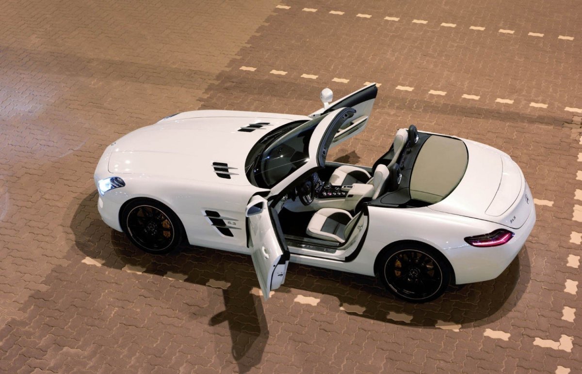 Mercedes-Benz SLS AMG Roadster