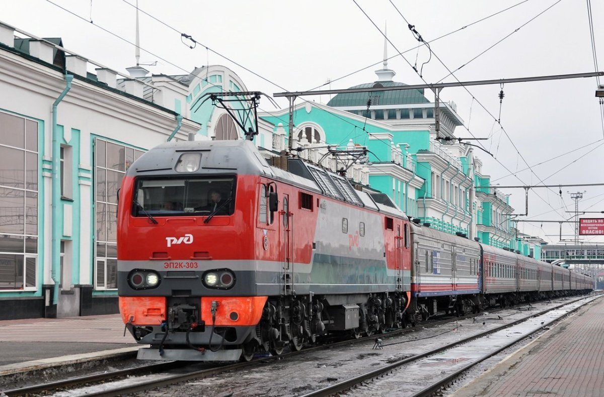 Поезд Барнаул