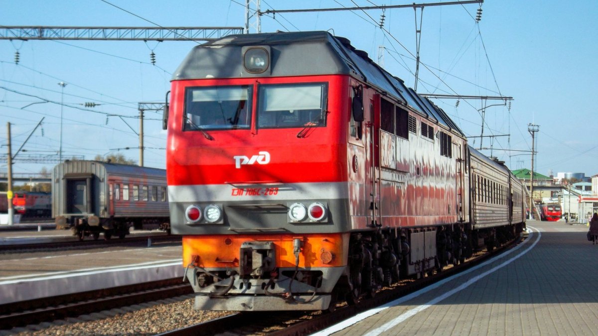 Пригородный поезд Восток Барнаул-Бийск