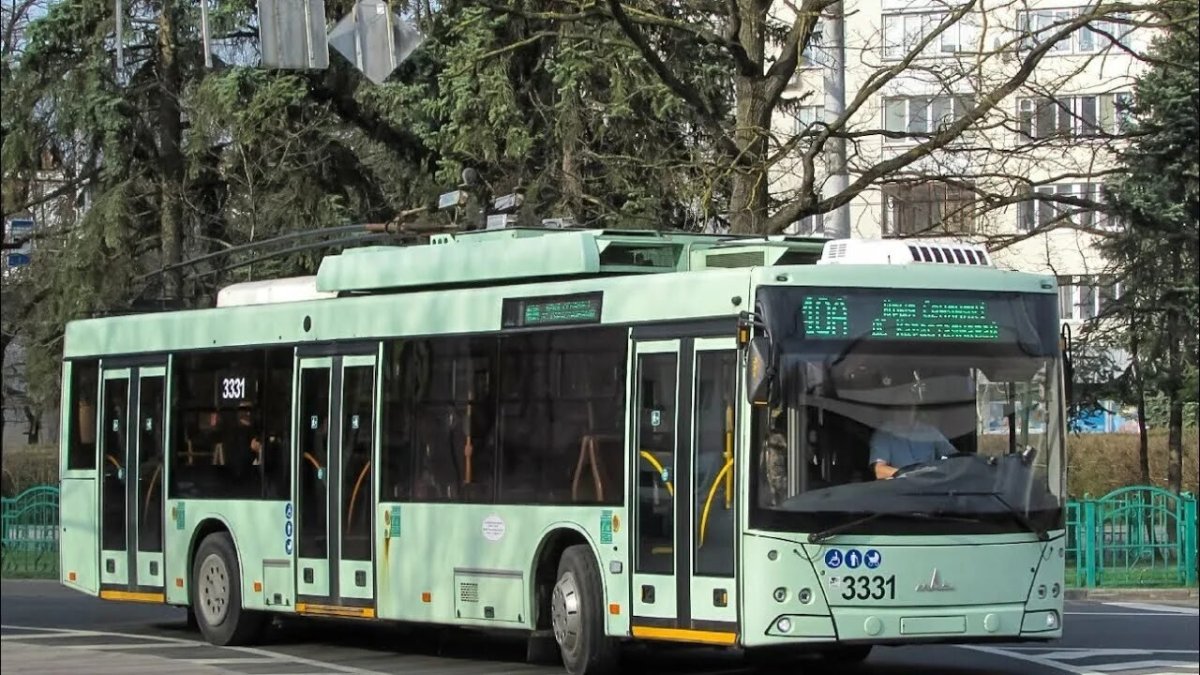 Троллейбус МАЗ 203т