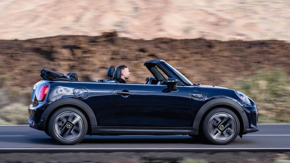 Mini Cabrio 2024