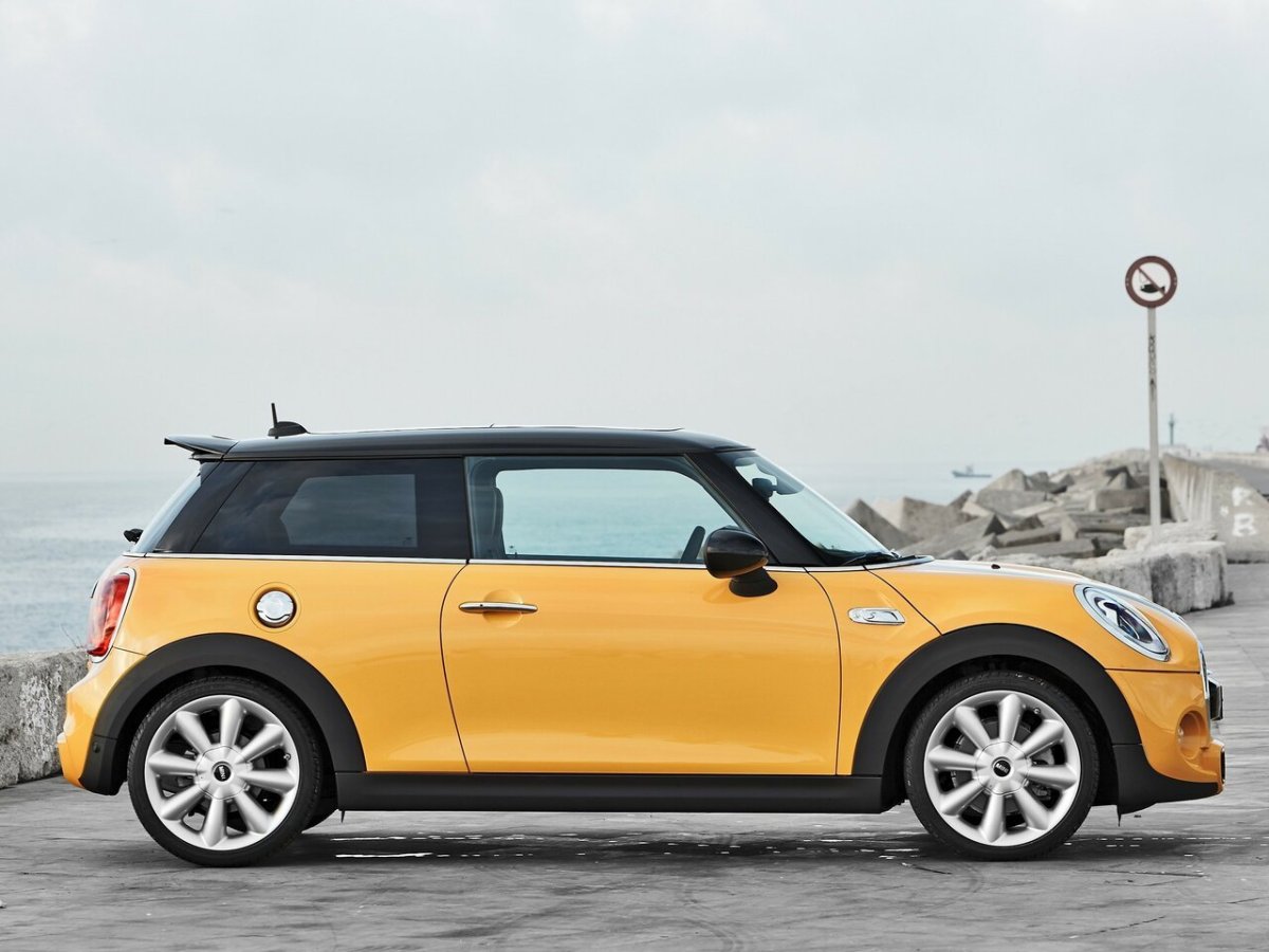 Мини Купер Hatch 2013