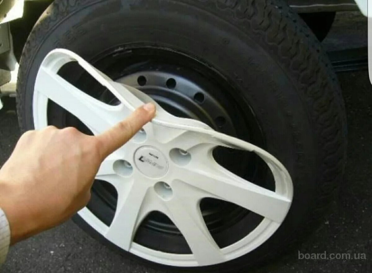 Резиновые колпаки на колеса