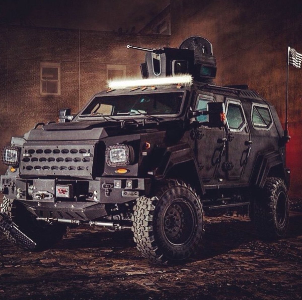 Хаммер бронеавтомобиль