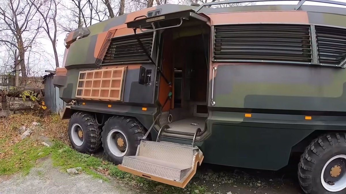 БТР 70 автодом