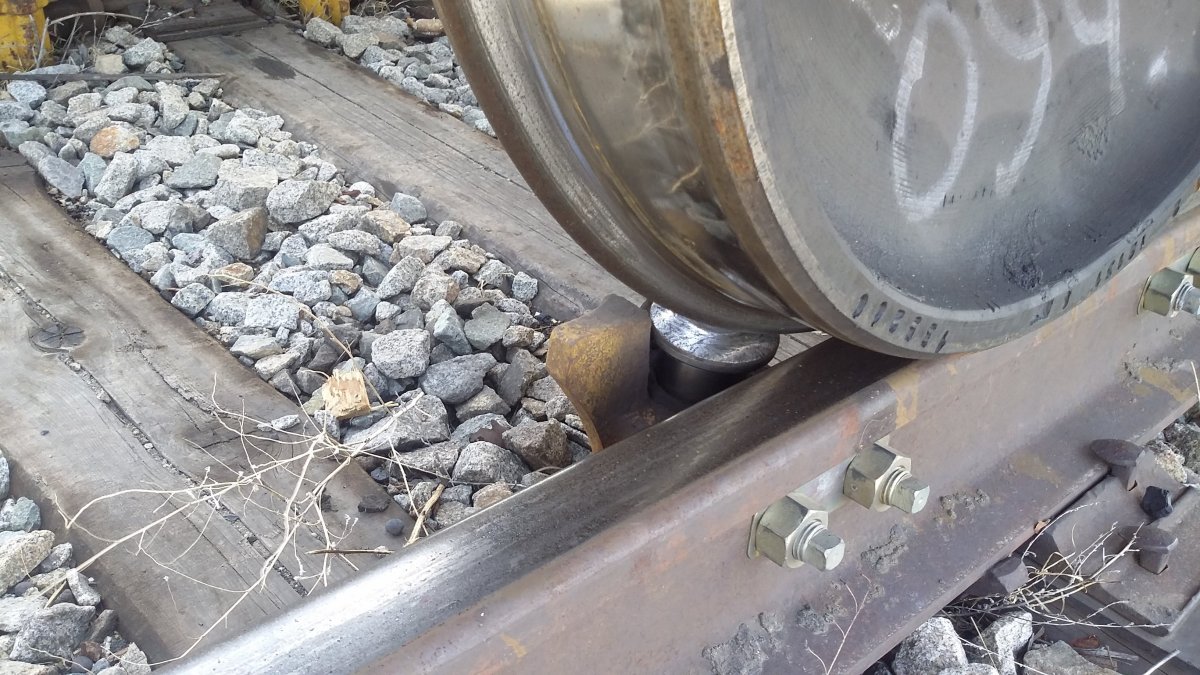 Точечные вагонные замедлители