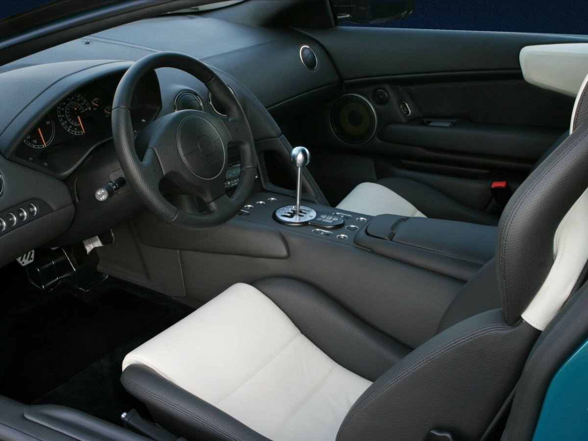 Lamborghini Murcielago 2003 салон