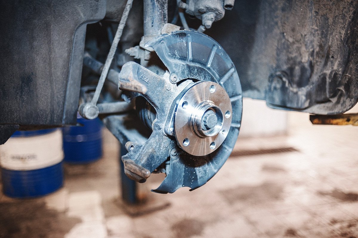 Болт ступицы Шкода Йети