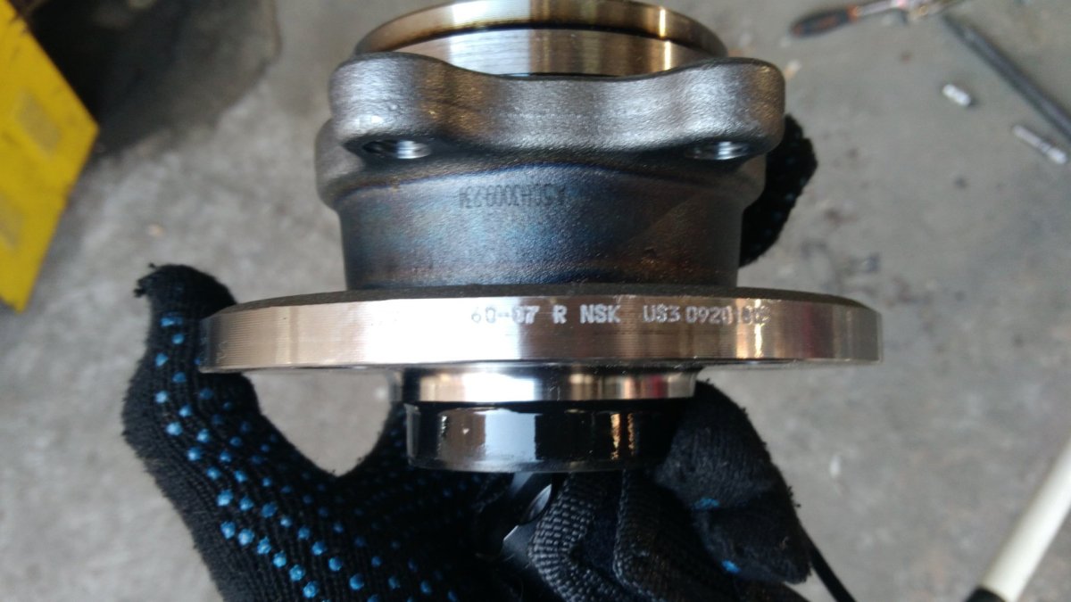 Задняя ступица Шкода Йети 1.8