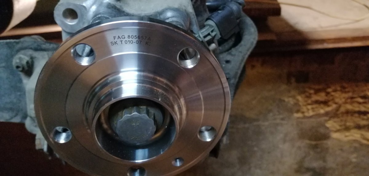 Ступица Октавия а7 1.4