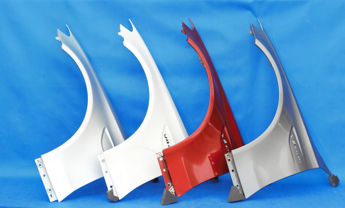 Крыло автомобиля