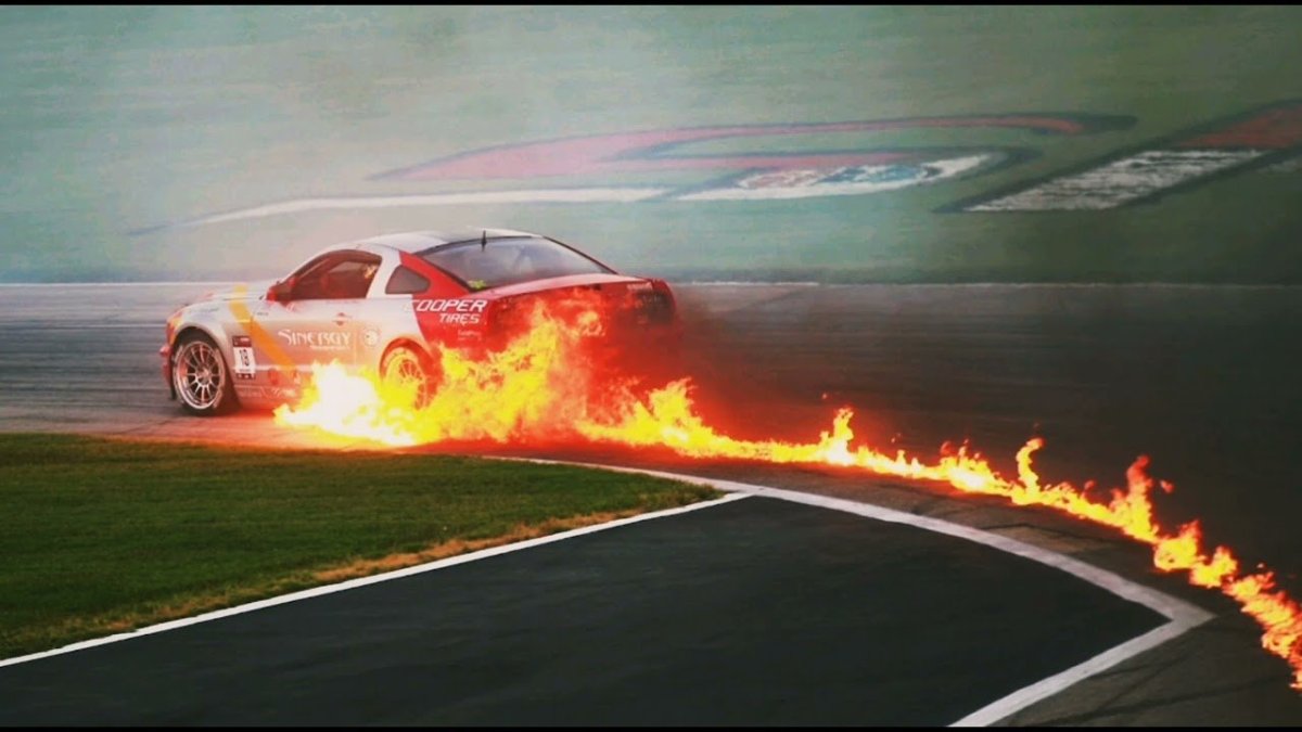 Дрифт с огнем