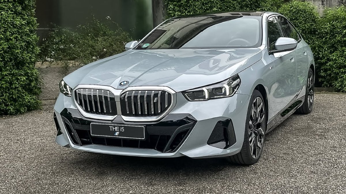 БМВ последняя модель 2024