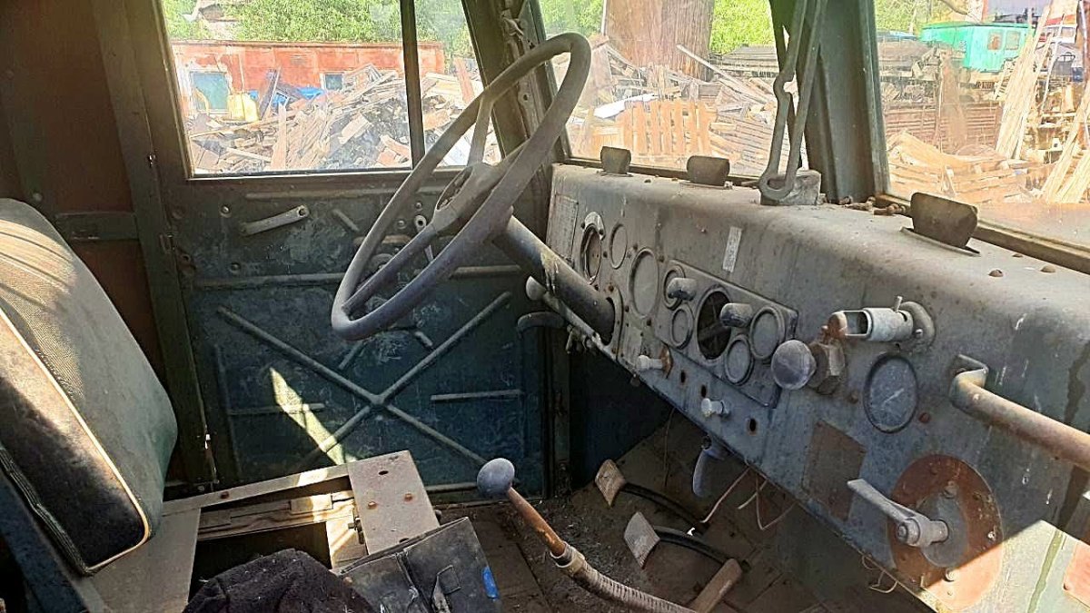 КРАЗ 255 салон