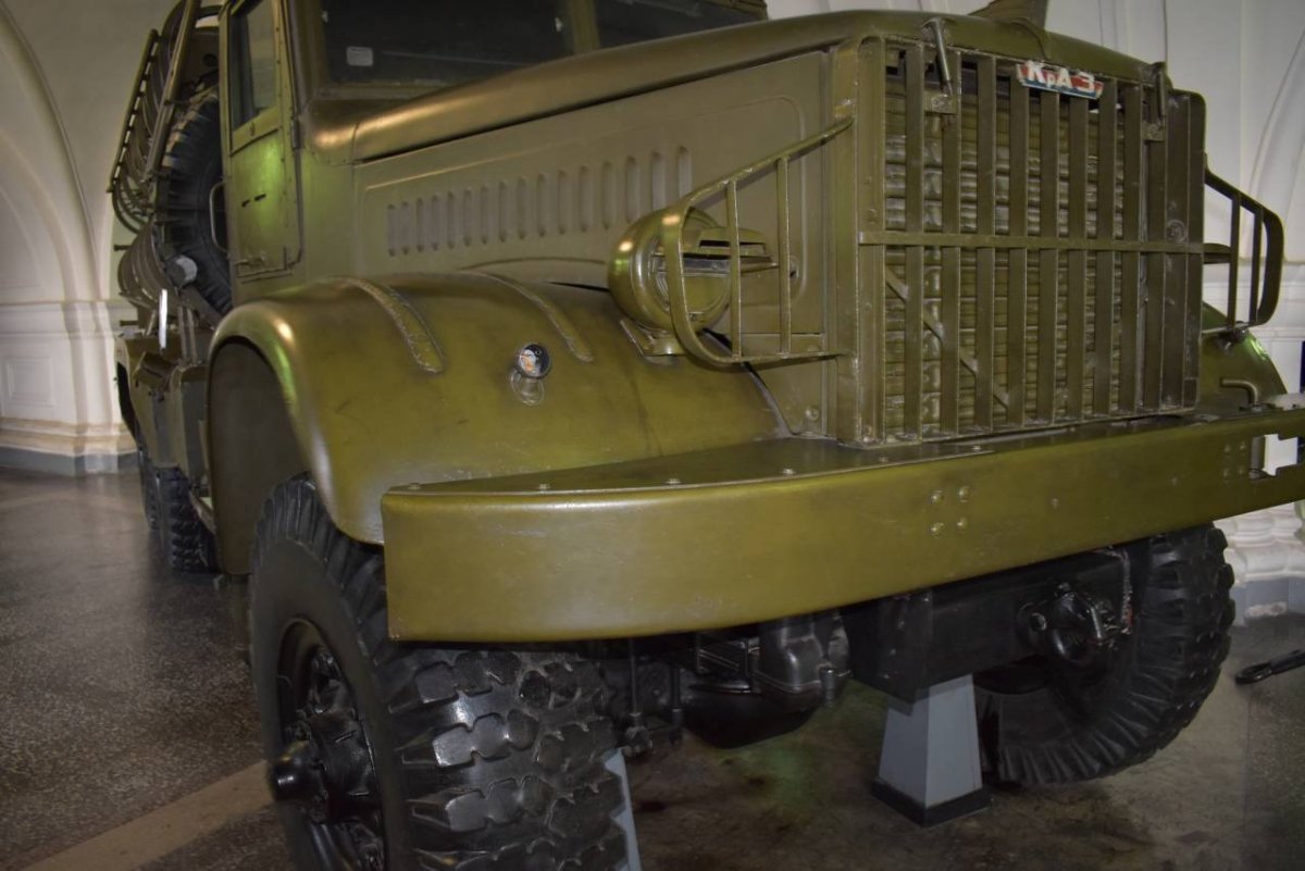 КРАЗ 214 кабина