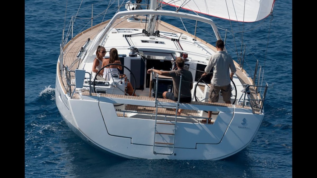 Океанис 45 яхта