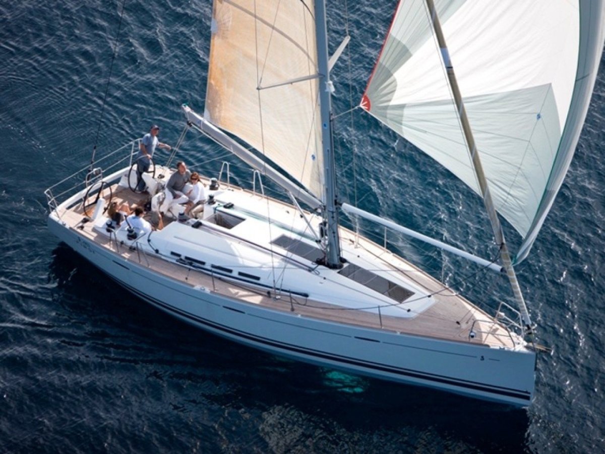 Beneteau first 45
