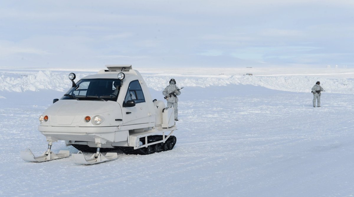 Арктика 1500 снегоход с кабиной