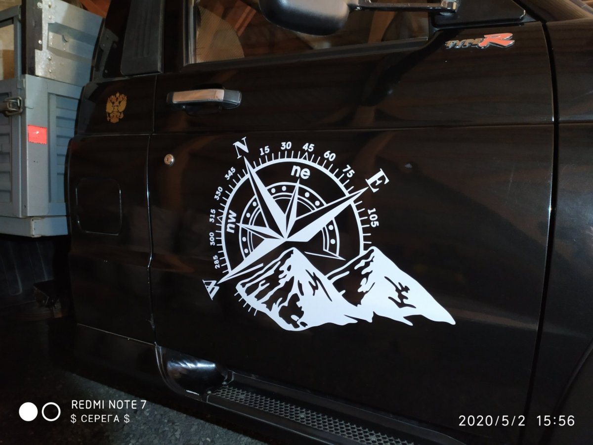 Наклейки на кузов УАЗ Патриот