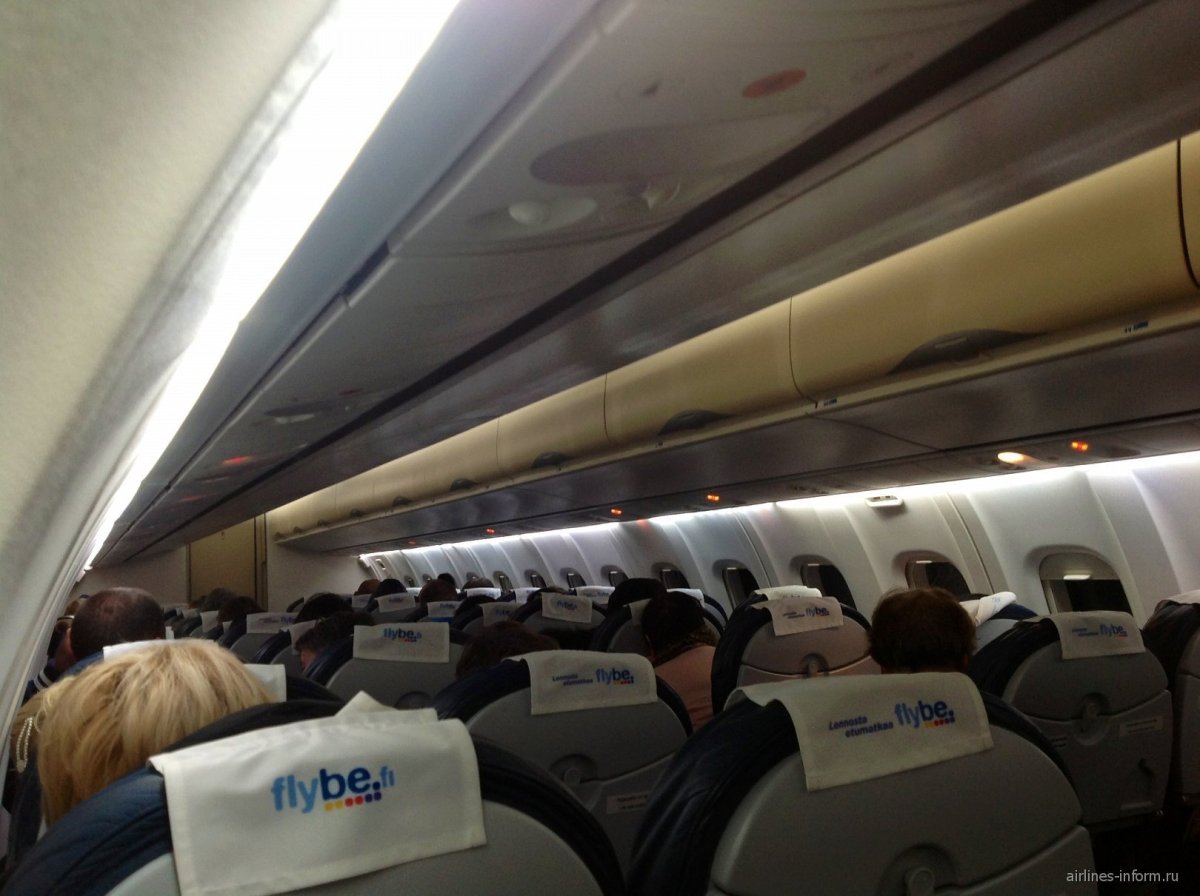 АТР-72 самолет салон