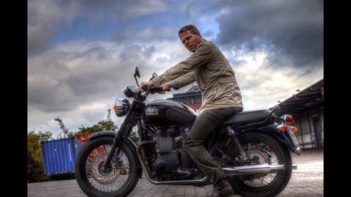 Triumph Bonneville t100 Black