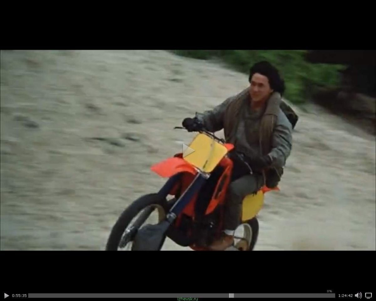 Джеки Чан на мотоцикле