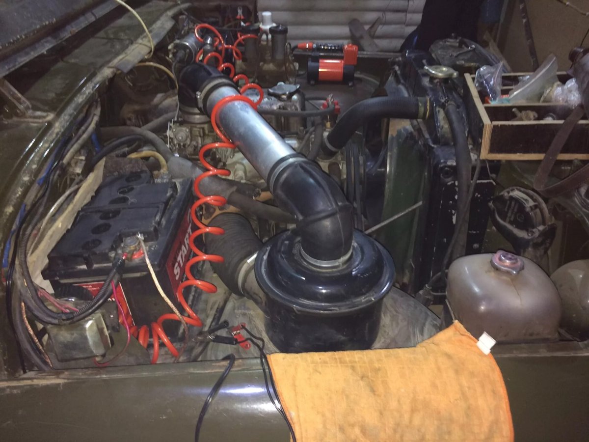 Подкапотка УАЗ 3151