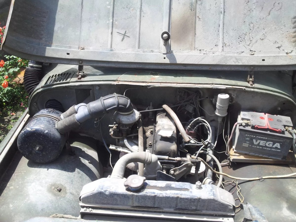 Подкапотное пространство УАЗ 3151