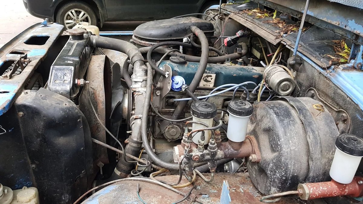 Подкапотное пространство УАЗ 452