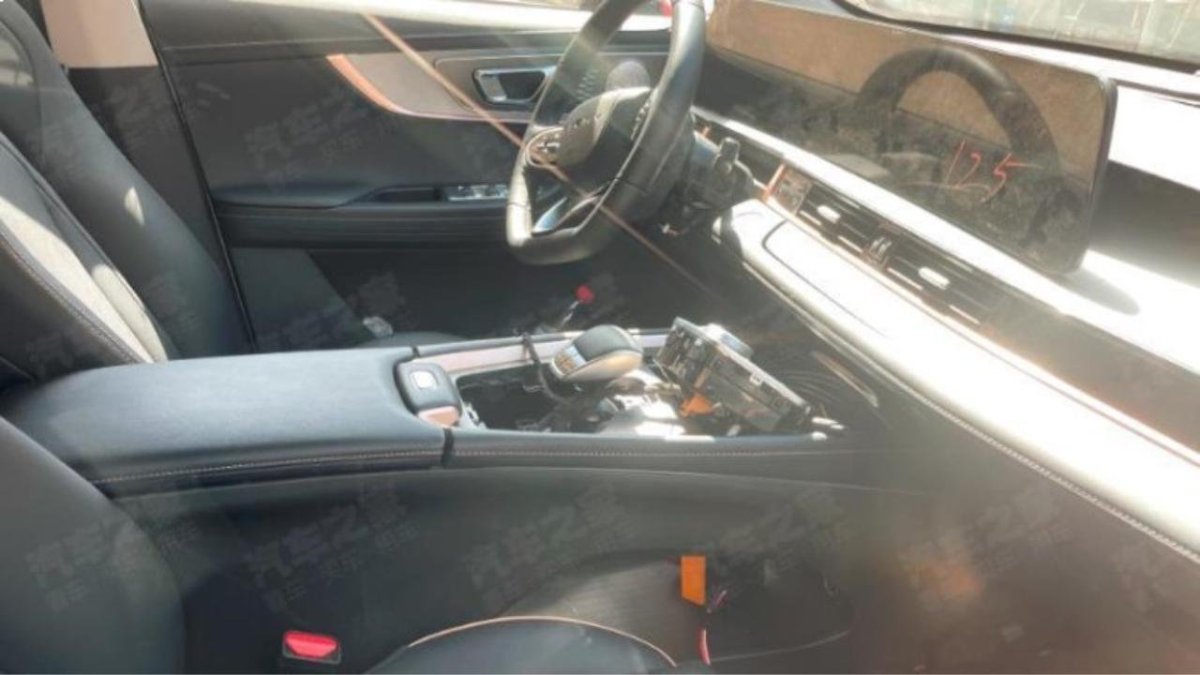 Omoda автосалон электро