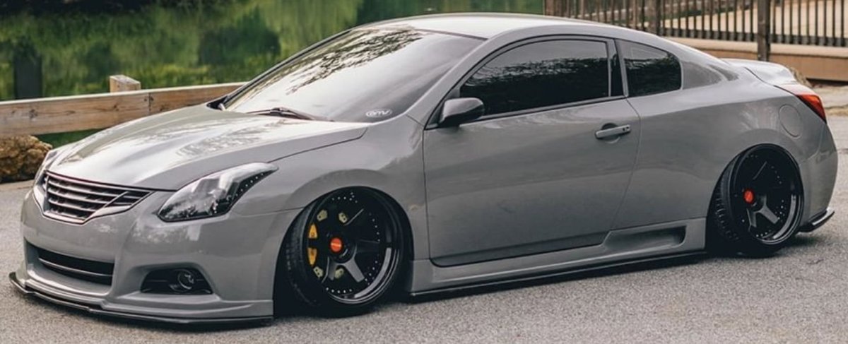 Ниссан Алтима купе